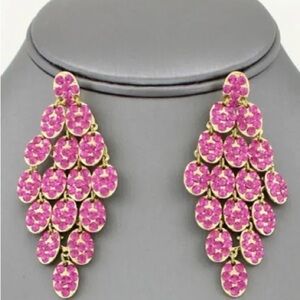 Elegant Pink and Gold Chandelier Earrings -pierced
(New)